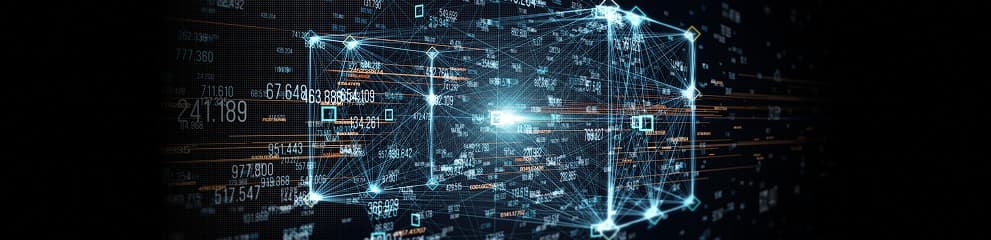 Imagem digital futurista com elementos de tecnologia, códigos e redes conectadas